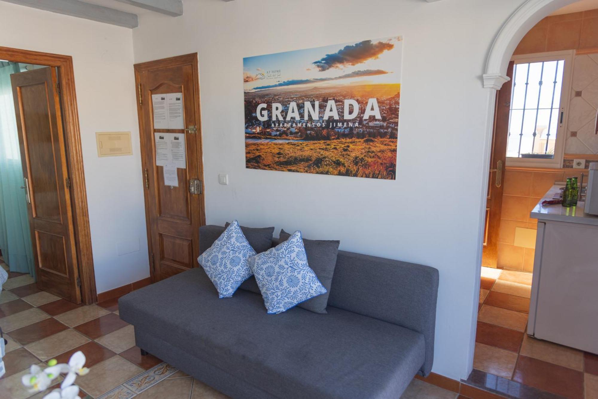 Atico Jimena Granada En El Centro De Nerja 아파트 객실 사진